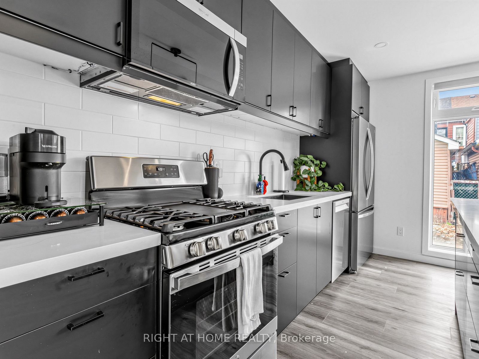 Additional image 6 of Laneway Suit-52 Mcmurray Avenue, Toronto, ON, M6P 2T1