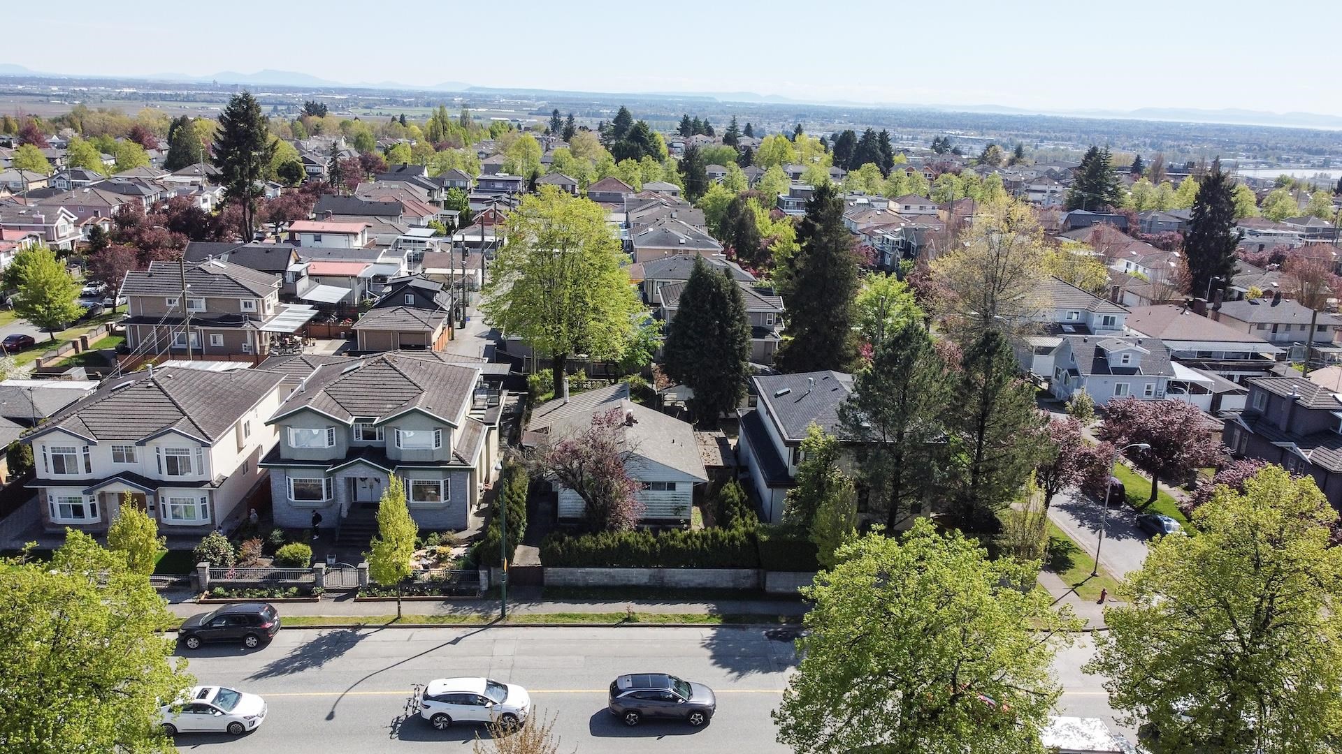 2280 54th Avenue E, Vancouver, BC, V5P 1Y9 photo 3