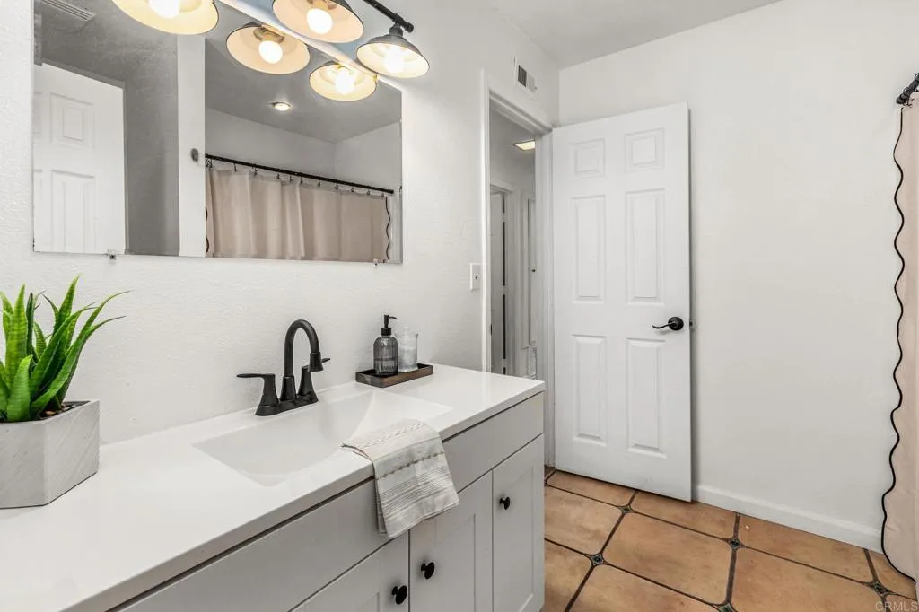 Additional image 13 of 335 Fireside Street, Oceanside, CA 92058