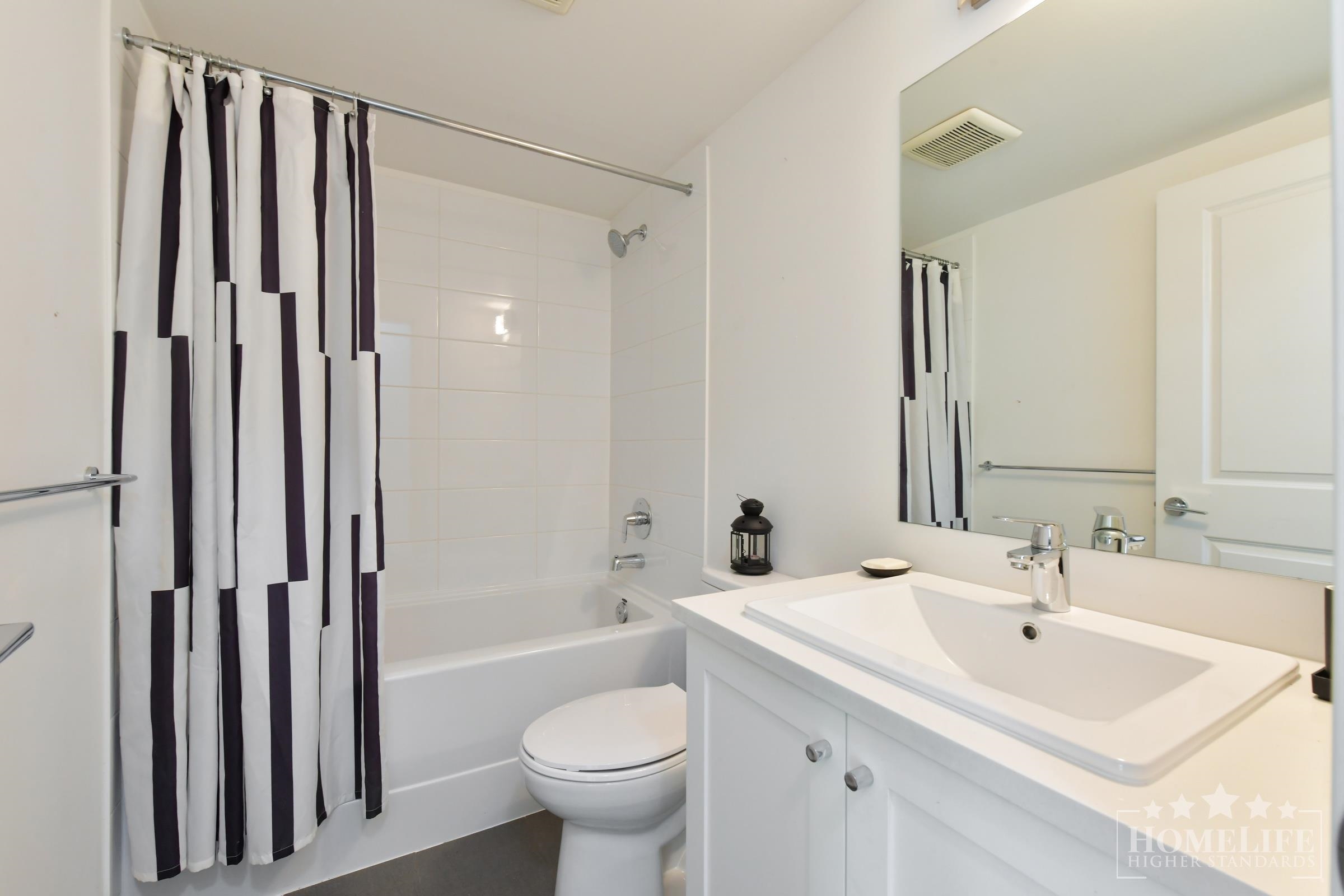 Additional image 5 of 52-8168 136a Street, Surrey, BC, V3W 2Z6