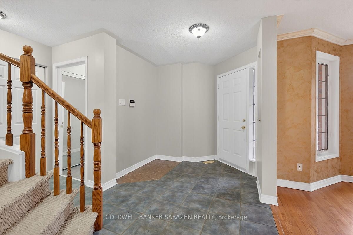 Additional image 6 of 33 Rialto Way, Ottawa, ON, K1T 4B3