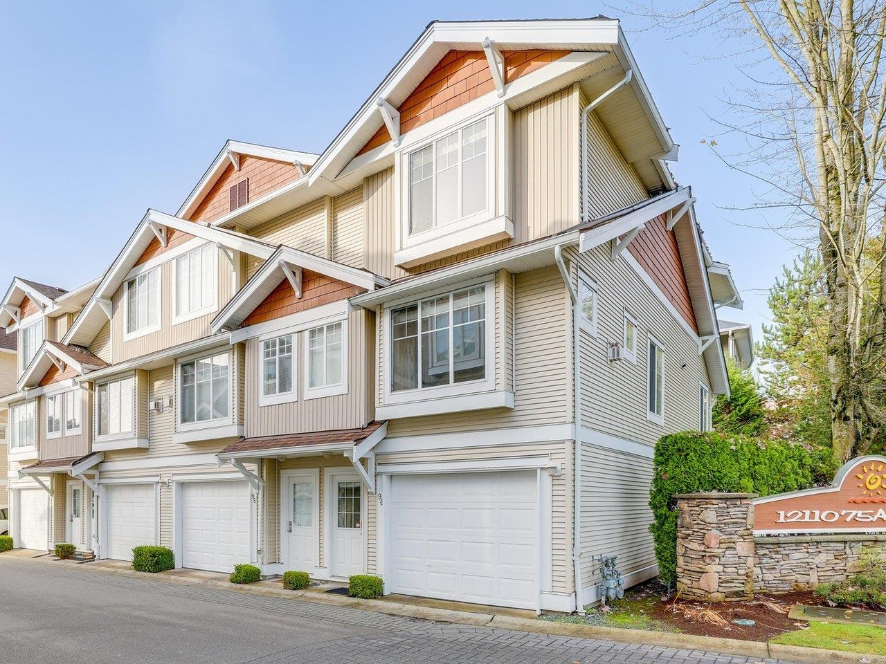 96-12110 75a Avenue, Surrey, BC, V3W 1M1