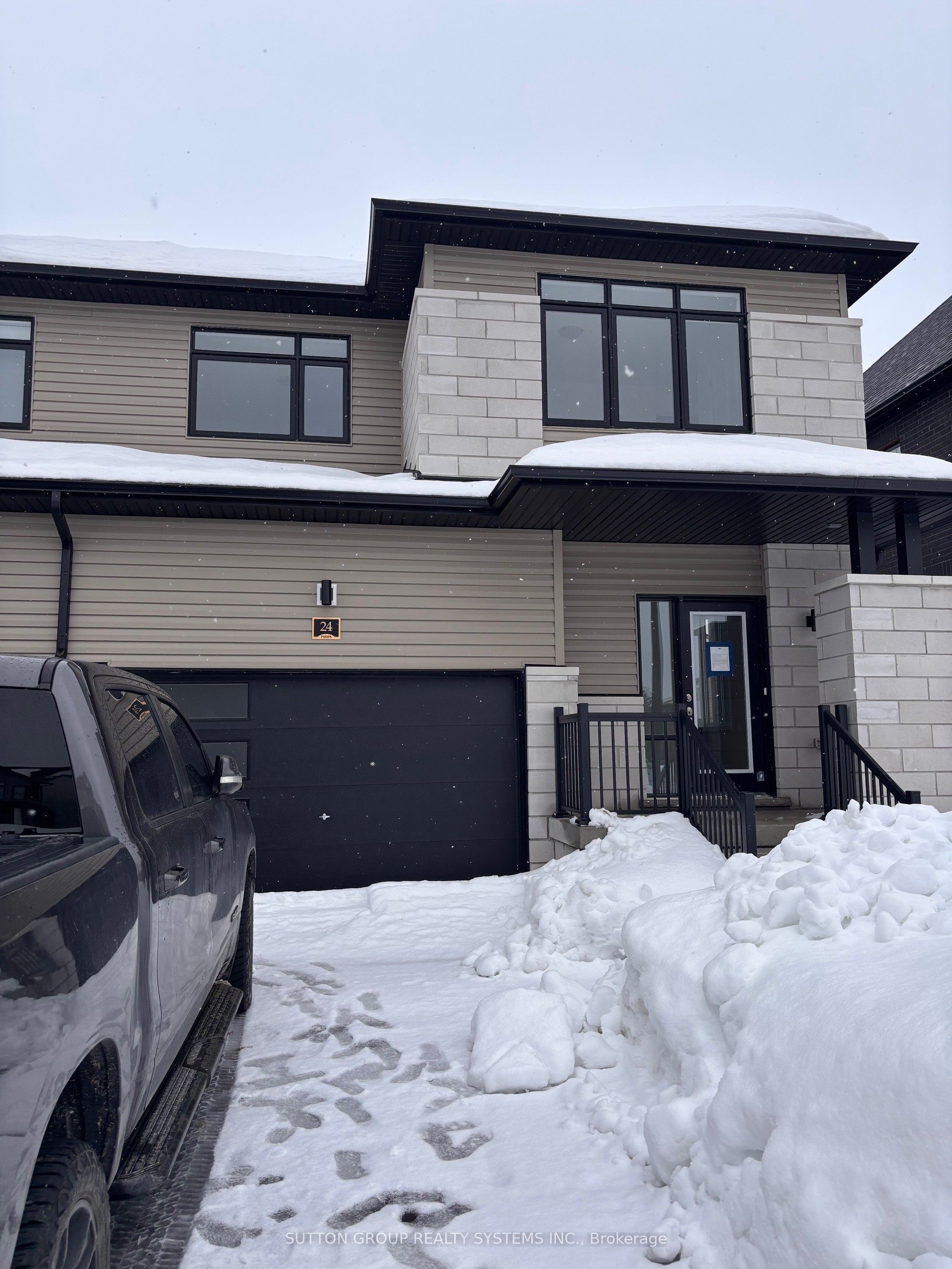 24 Federica Crescent, Wasaga Beach, ON, L9Z 0N5