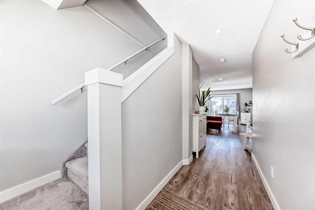 Additional image 4 of 126 Citadel Point NW, Calgary, AB, T3G5L2