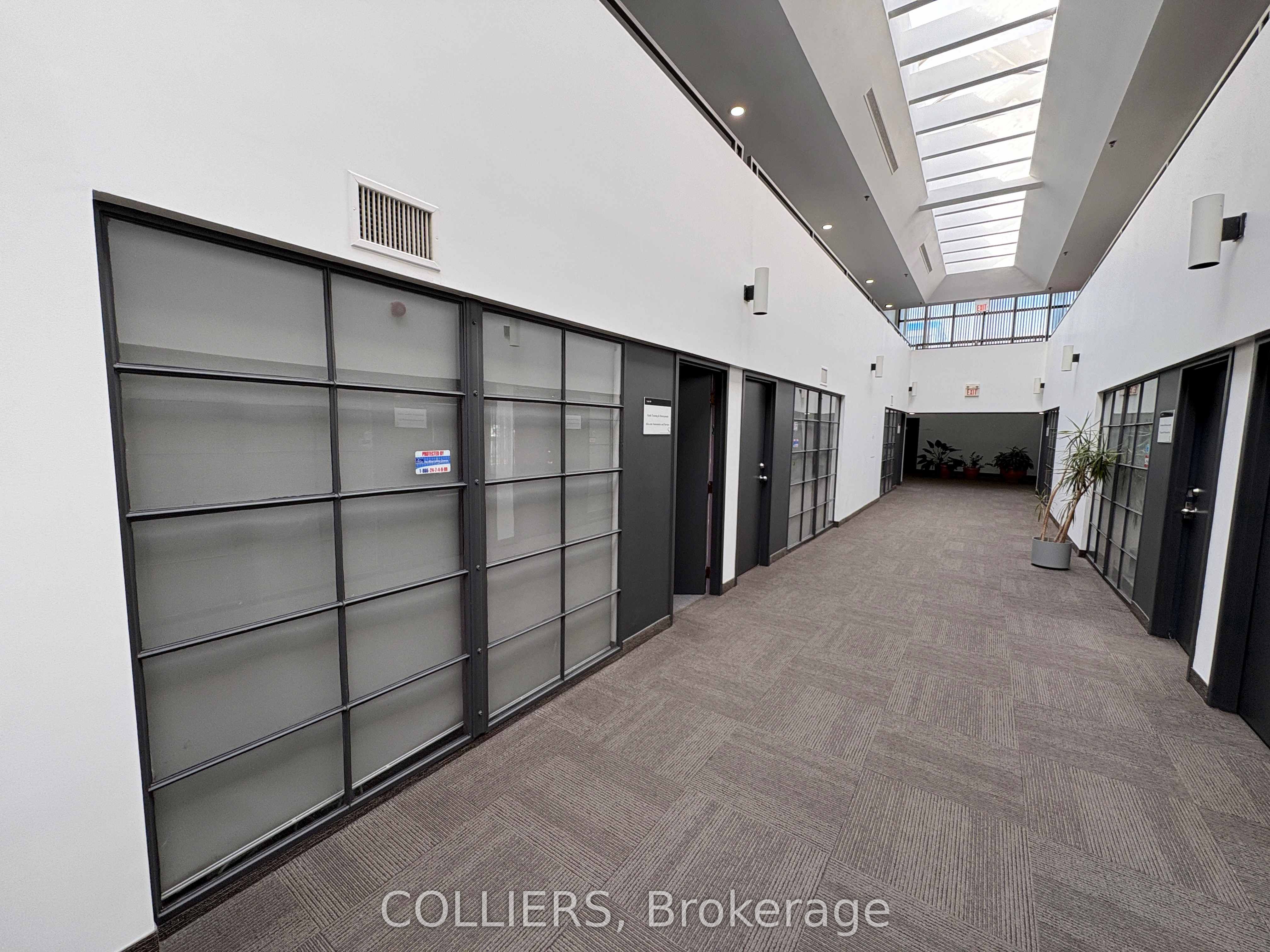 Additional image 2 of 103-7181 Woodbine Avenue, Markham, ON, L3R 1A3