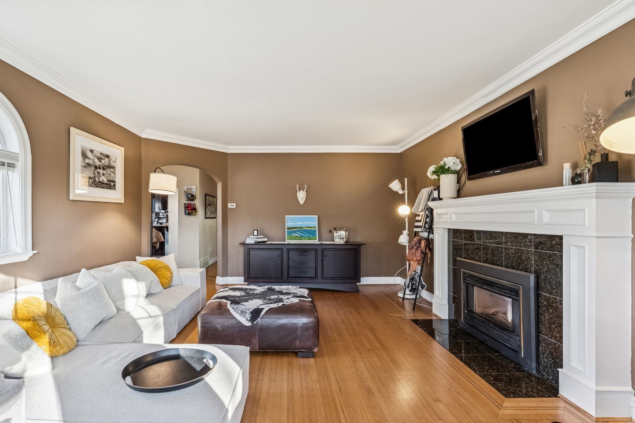 Additional image 3 of 2819 13th Avenue W, Vancouver, BC, V6K 2T6