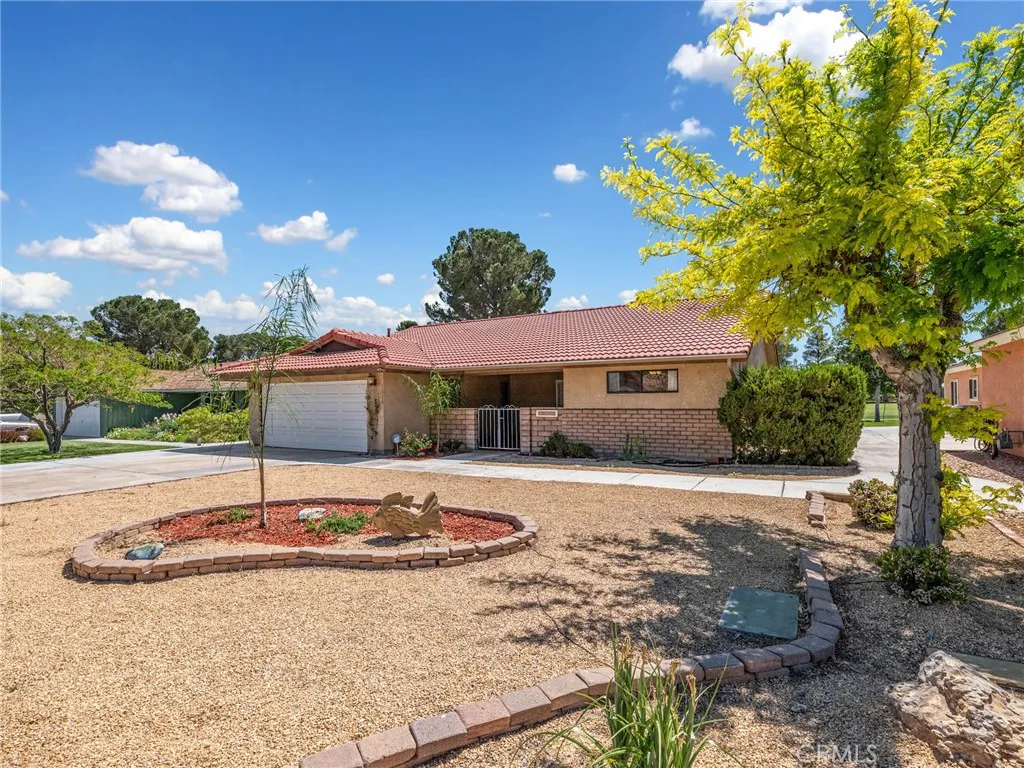 Additional image 2 of 15163 Tournament Drive, Helendale, CA 92342