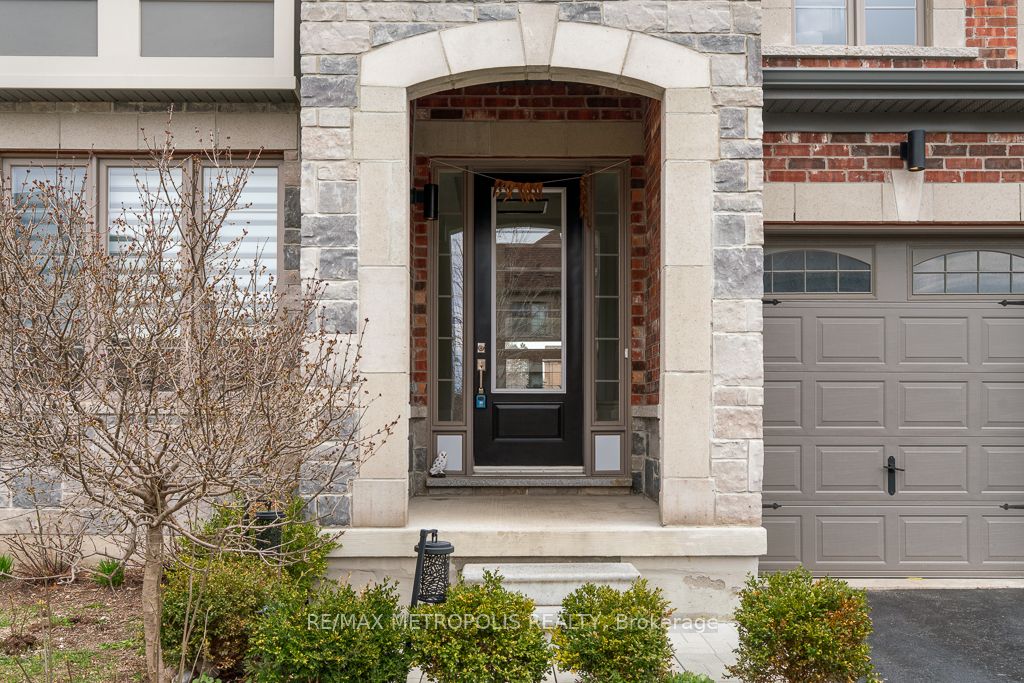 Additional image 3 of 42 Blenheim Circle, Whitby, ON, L1P 0E2