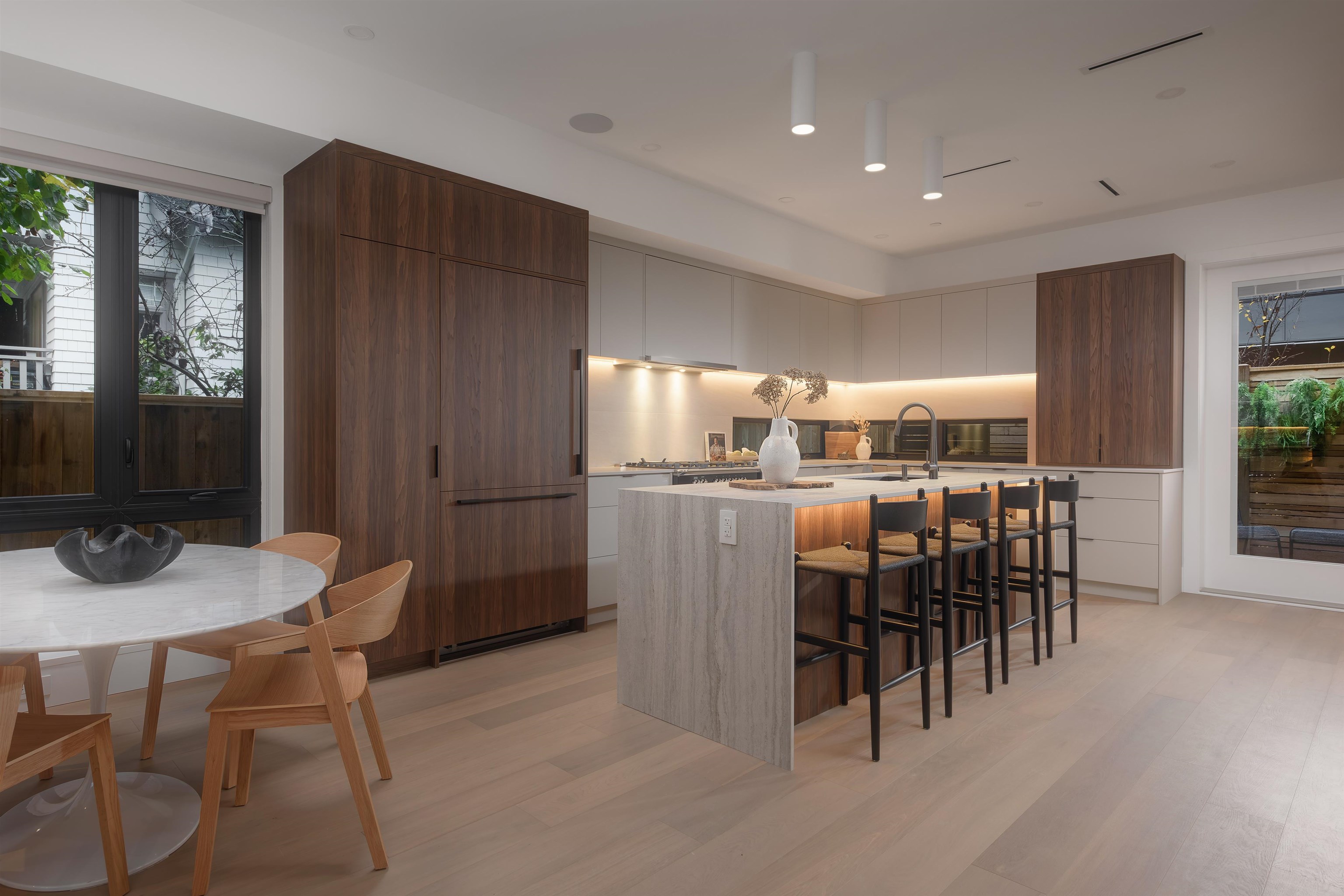 Additional image 3 of 1-275 17th Avenue W, Vancouver, BC, V5Y 1Z9