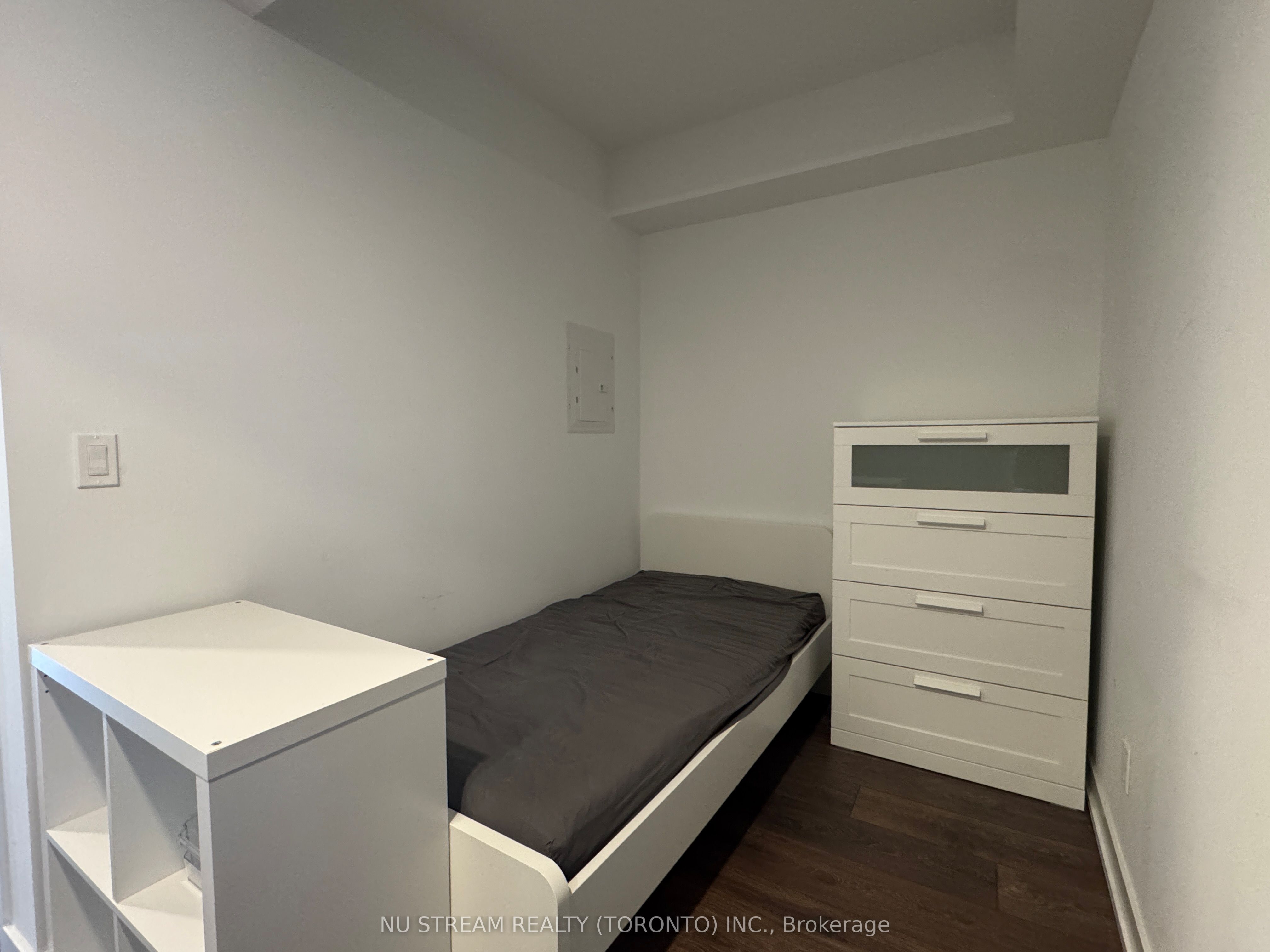 Additional image 3 of 1710-501 Yonge Street, Toronto, ON, M4Y 0G8