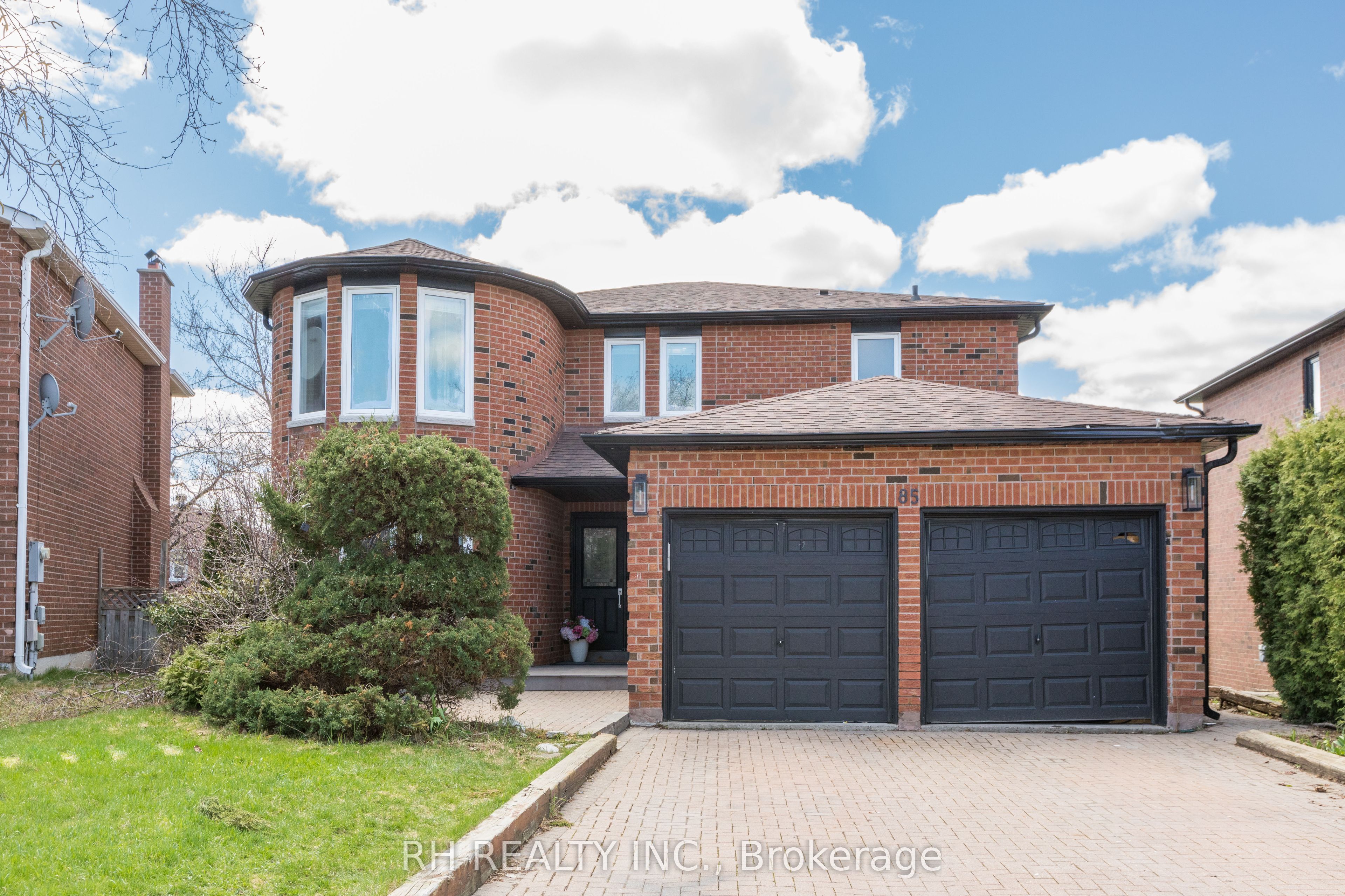 85 Butterfield Crescent, Vaughan, ON, L6A 1J4