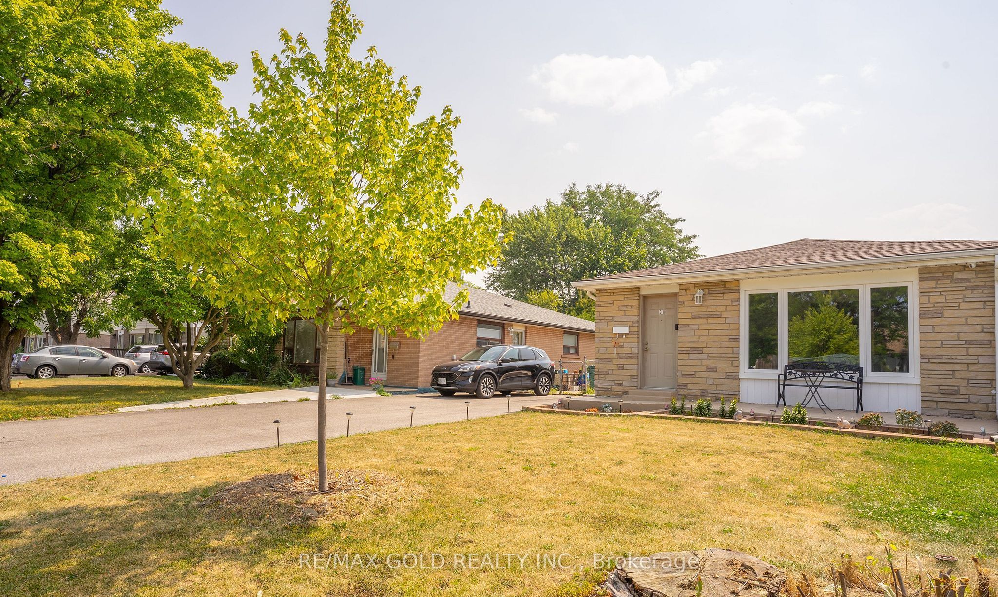Additional image 2 of 51 Davenport Crescent, Brampton, ON, L6T 3L5