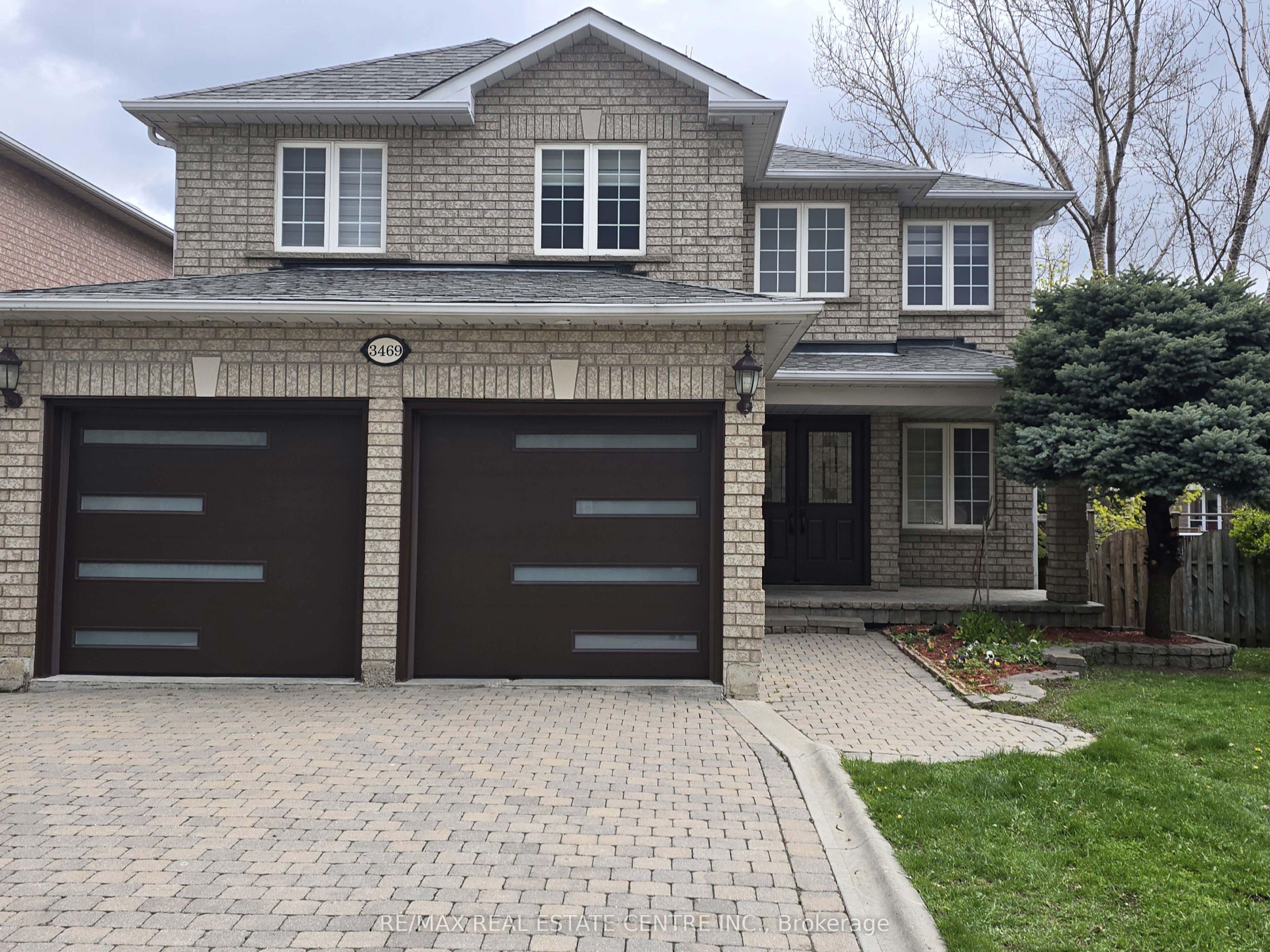 3469 Old Orchard Park Drive, Mississauga, ON, L5B 4E1
