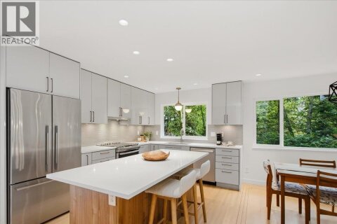 Additional image 8 of 1392 Chamberlain Drive, North Vancouver, BC, V7K 1P6