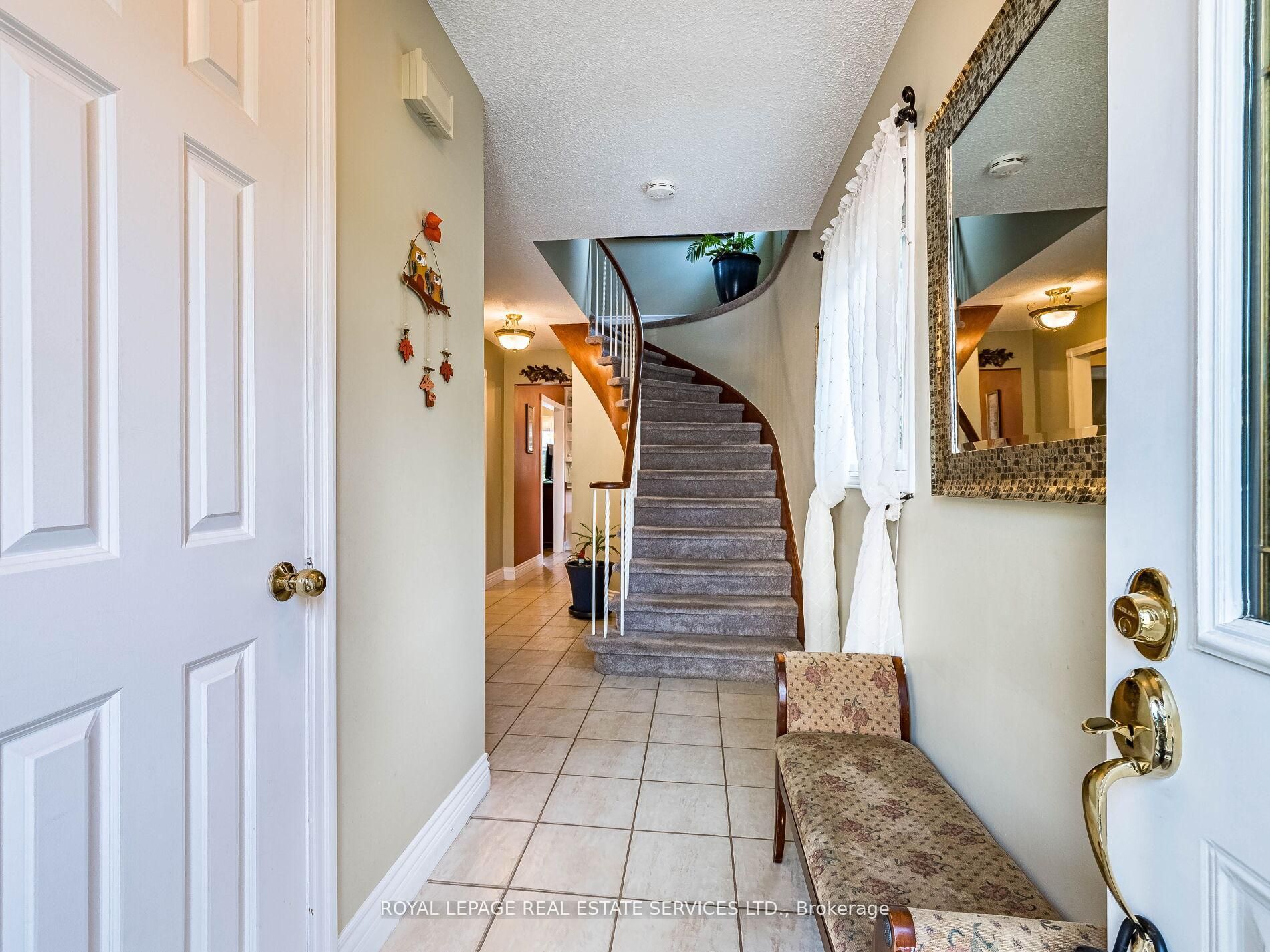 Additional image 5 of 77 Martindale Crescent, Brampton, ON, L6X 2T8