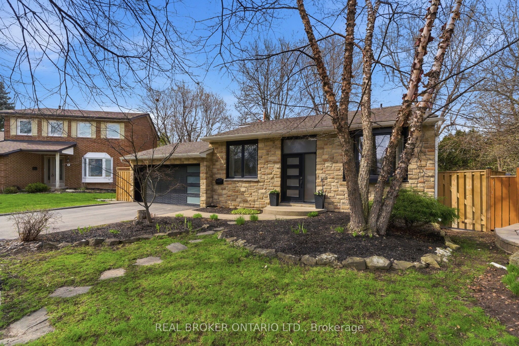 Additional image 3 of 29 Melissa Crescent, Hamilton, ON, L9H 7C5