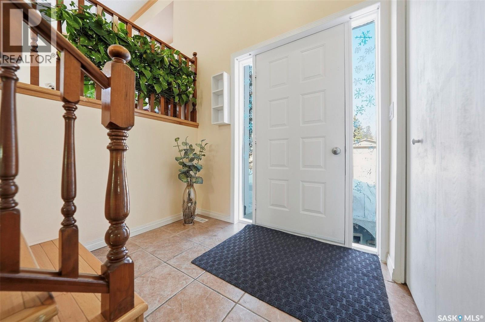 111 Gustin Crescent, Saskatoon, SK, S7H6H7 photo 5