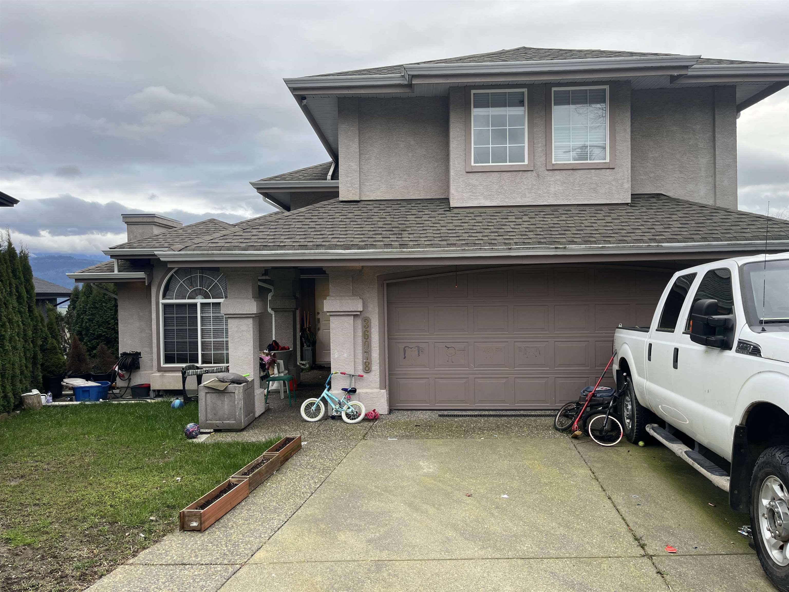 36078 Marquis Court, Abbotsford, BC, V3G 1L1
