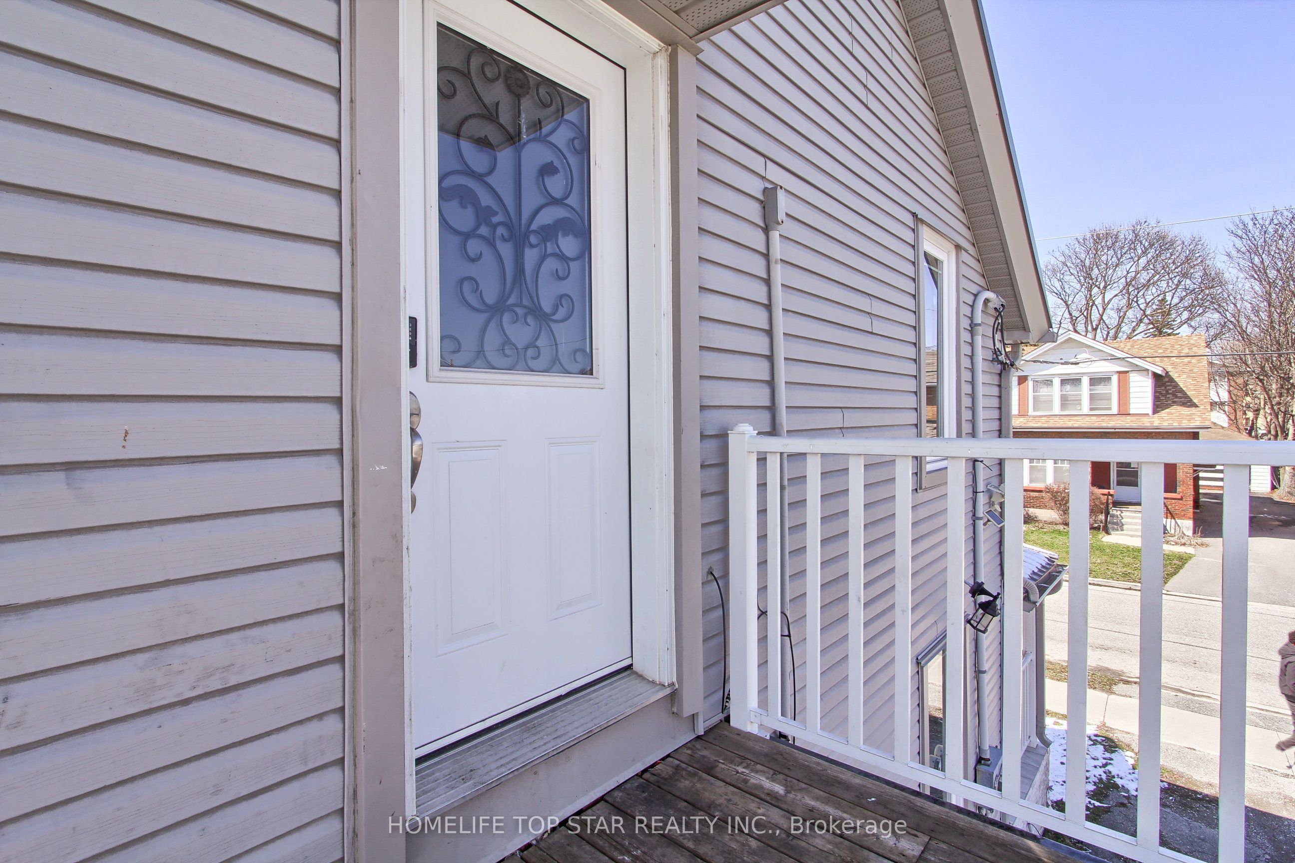 Additional image 6 of Upper-17 Royal Street, Oshawa, ON, L1H 2T5