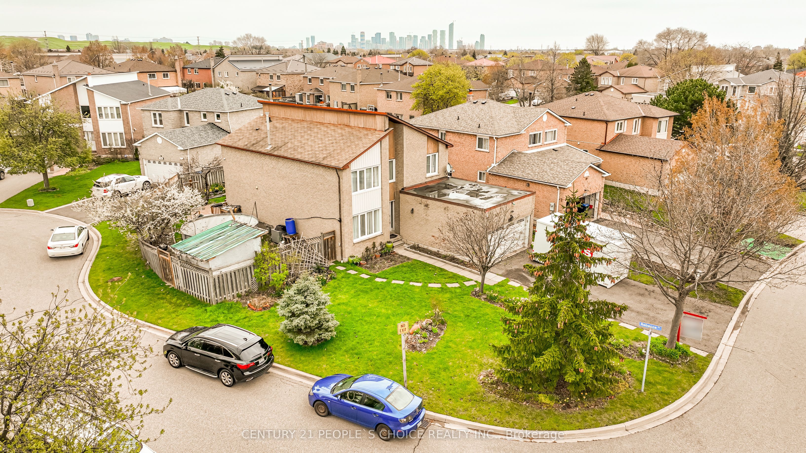 5992 Ladyburn Crescent, Mississauga, ON, L5M 4V9