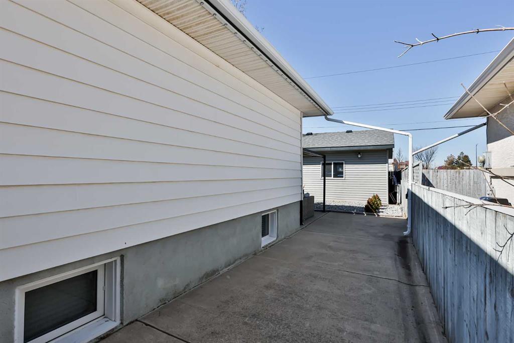 Additional image 5 of 1104 27 Street S, Lethbridge, AB, T1K 2S7