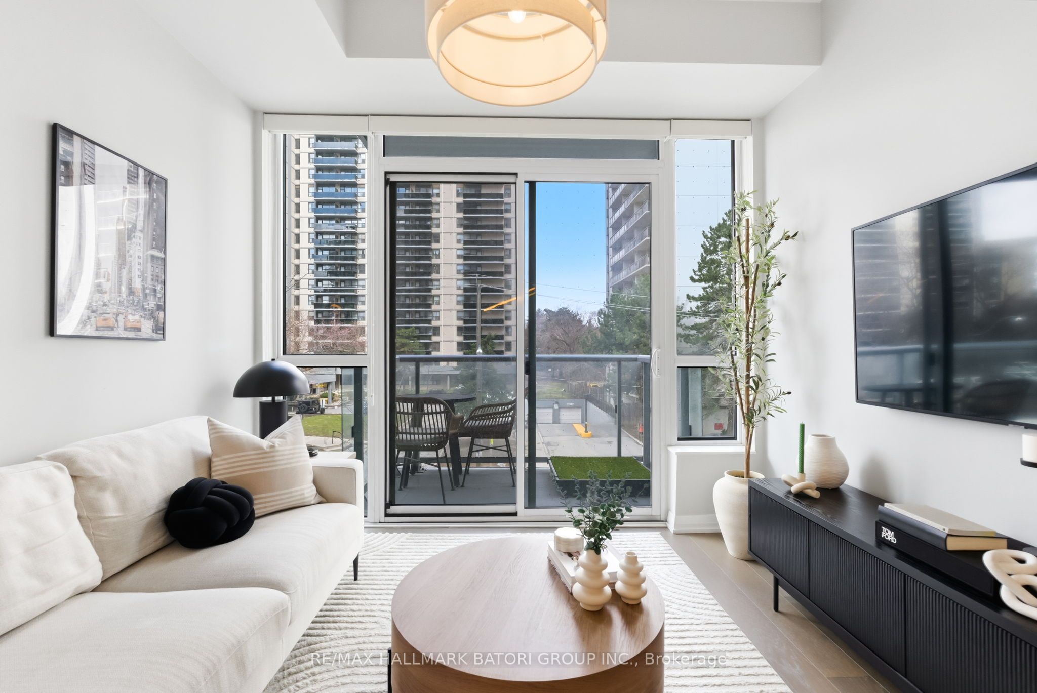 Additional image 2 of 217-101 Erskine Avenue, Toronto, ON, M4P 1Y5