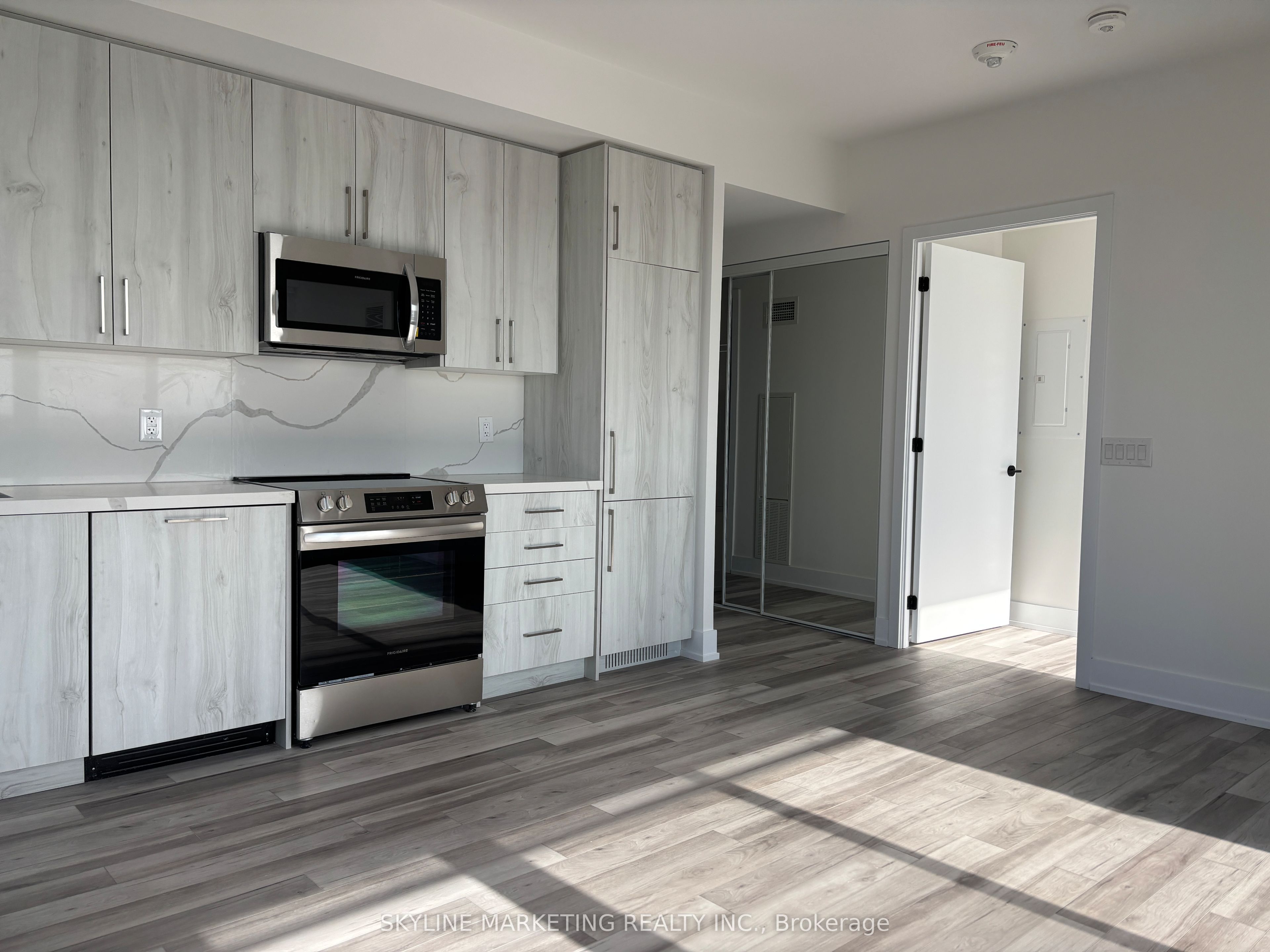 Additional image 4 of 445-2450 Old Bronte Road, Oakville, ON, L6M 5P6