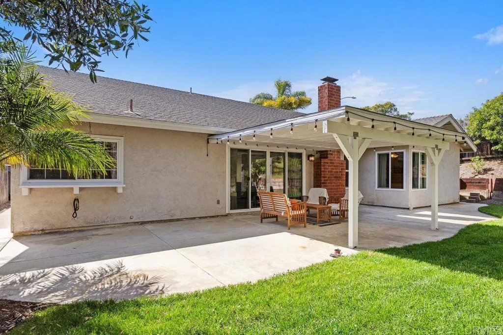 Additional image 29 of 7102 Primrose Way, Carlsbad, CA 92011