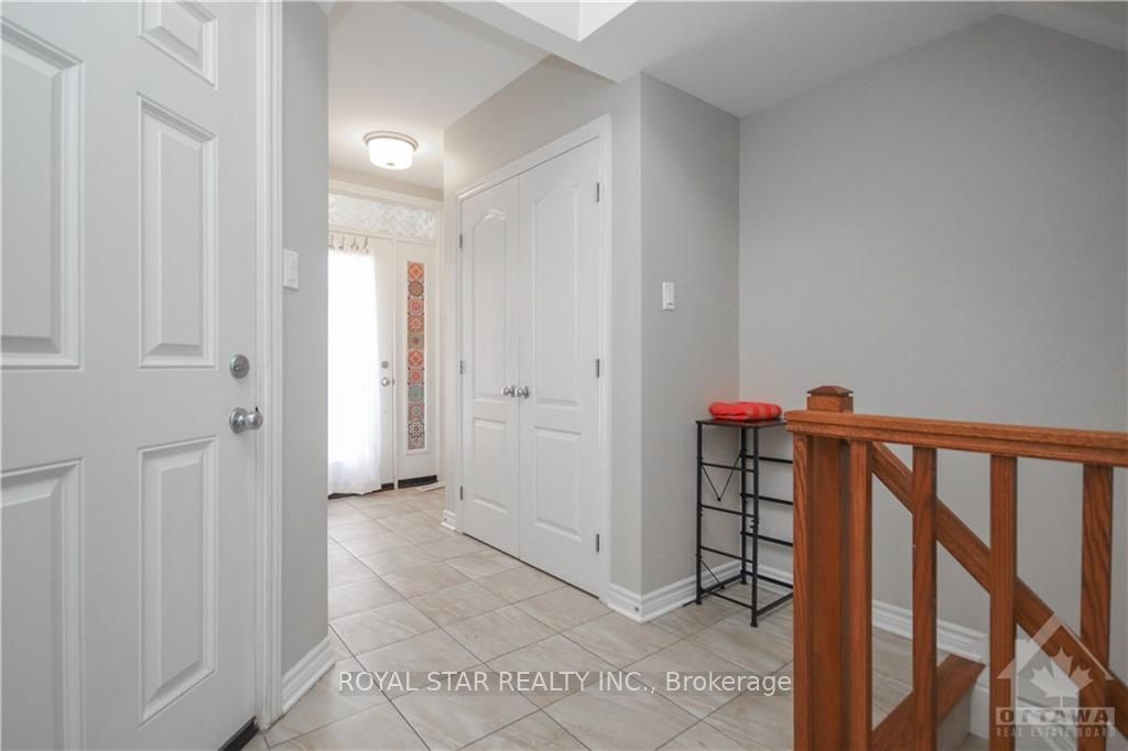 Additional image 4 of 105 Eric Maloney Way, Ottawa, ON, K1T 0R2