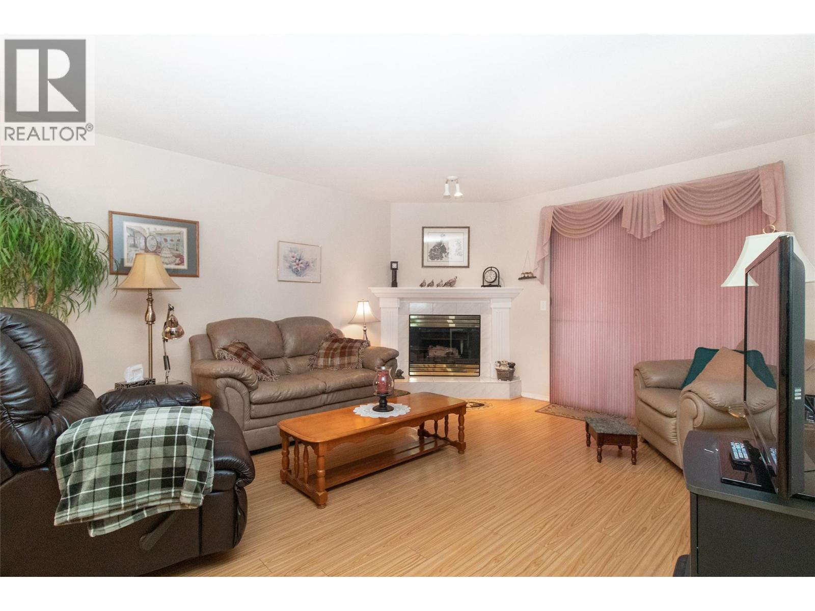 Additional image 2 of 38-1874 Parkview Crescent, Kelowna, BC, V1X7G6
