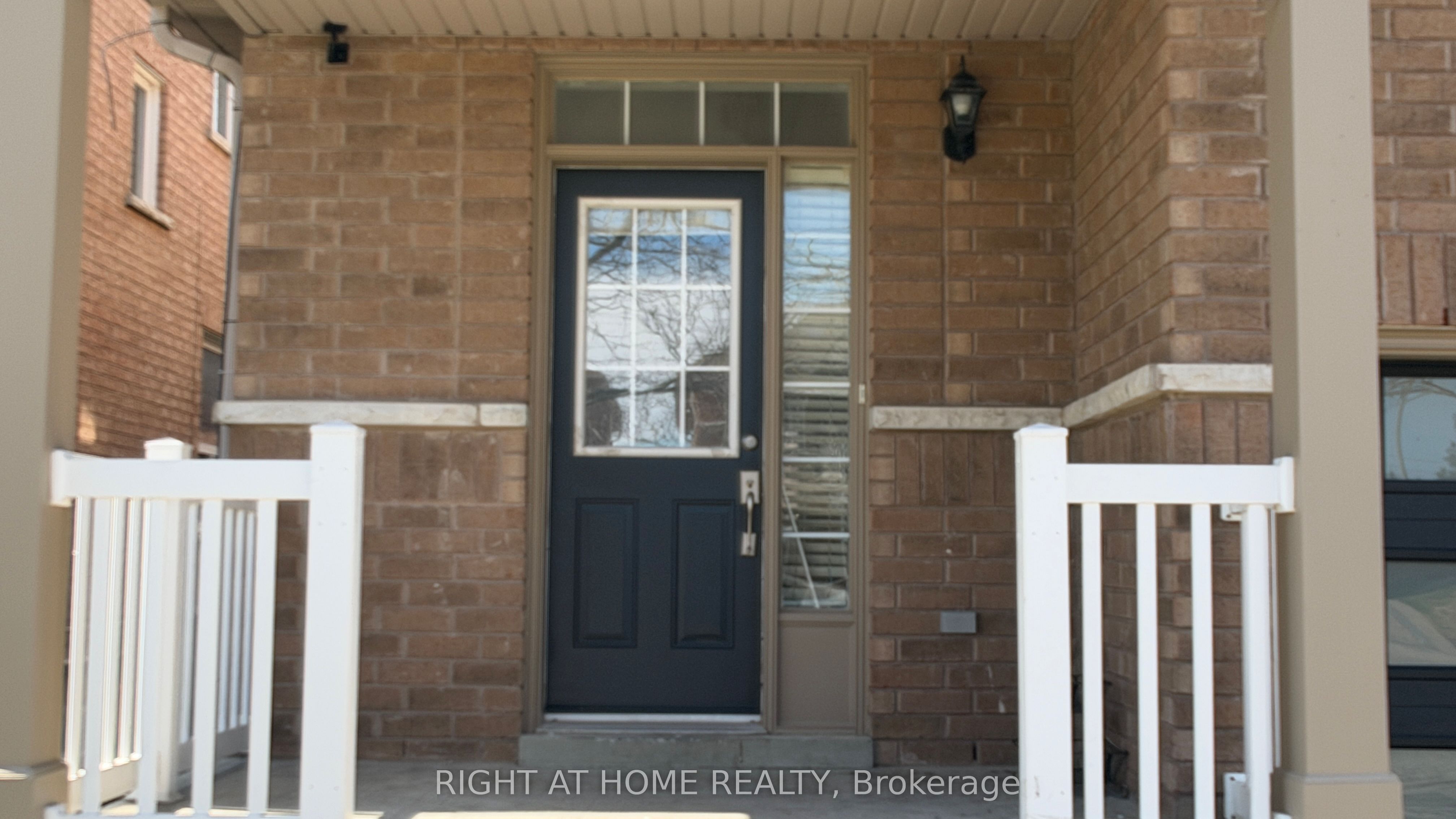 Additional image 2 of 476 Mahogany Court, Pickering, ON, L1X 0A2