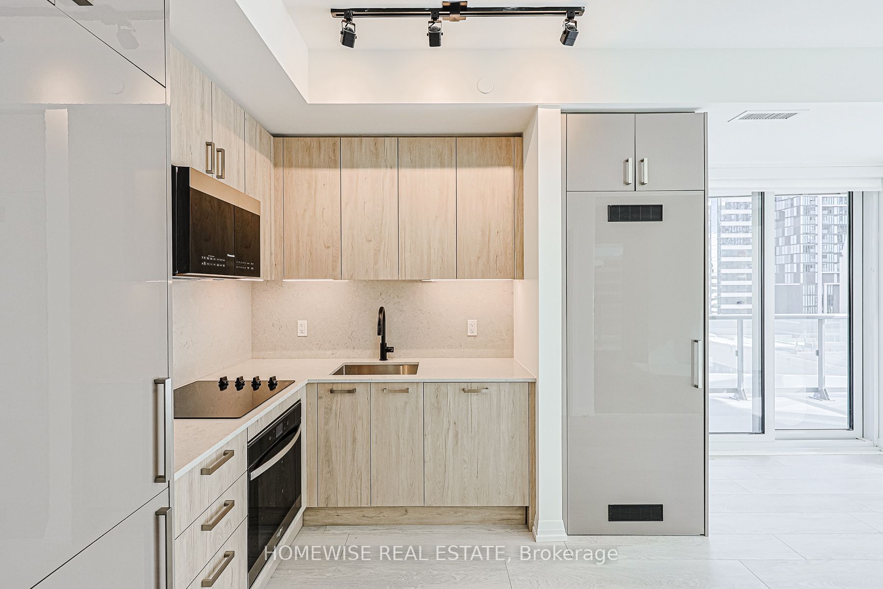 Additional image 3 of 604-280 Dundas Street W, Toronto, ON, M5T 0E3