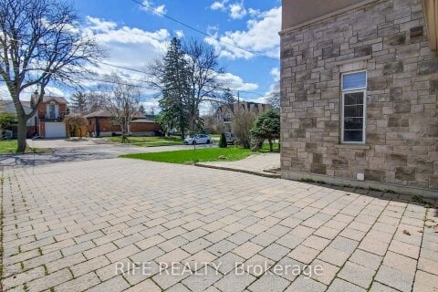 Additional image 8 of 48 Transwell Avenue, Toronto, ON, M2R 2J8