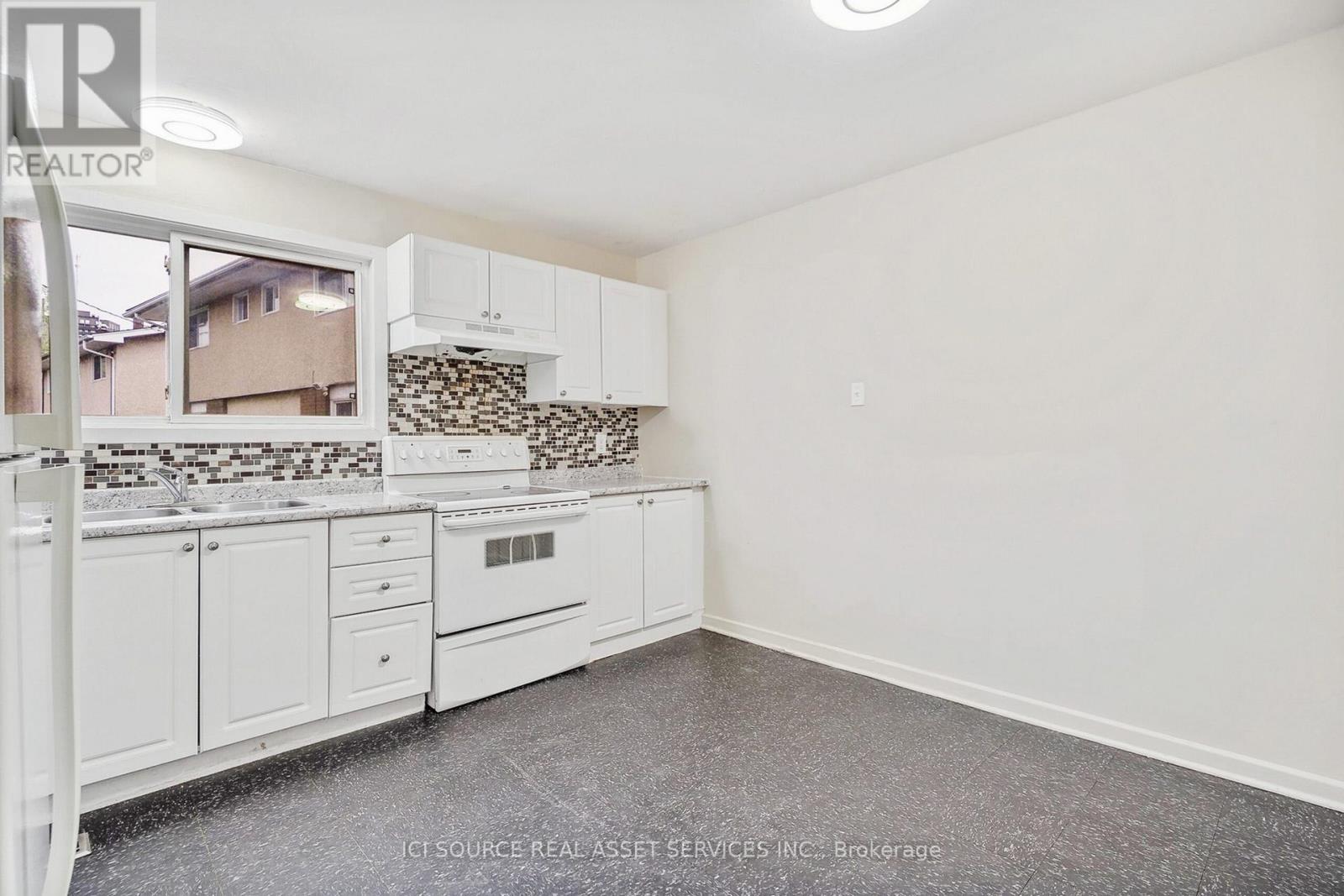 Additional image 4 of 1391 Claymor Avenue, Ottawa, ON, K2C1S5