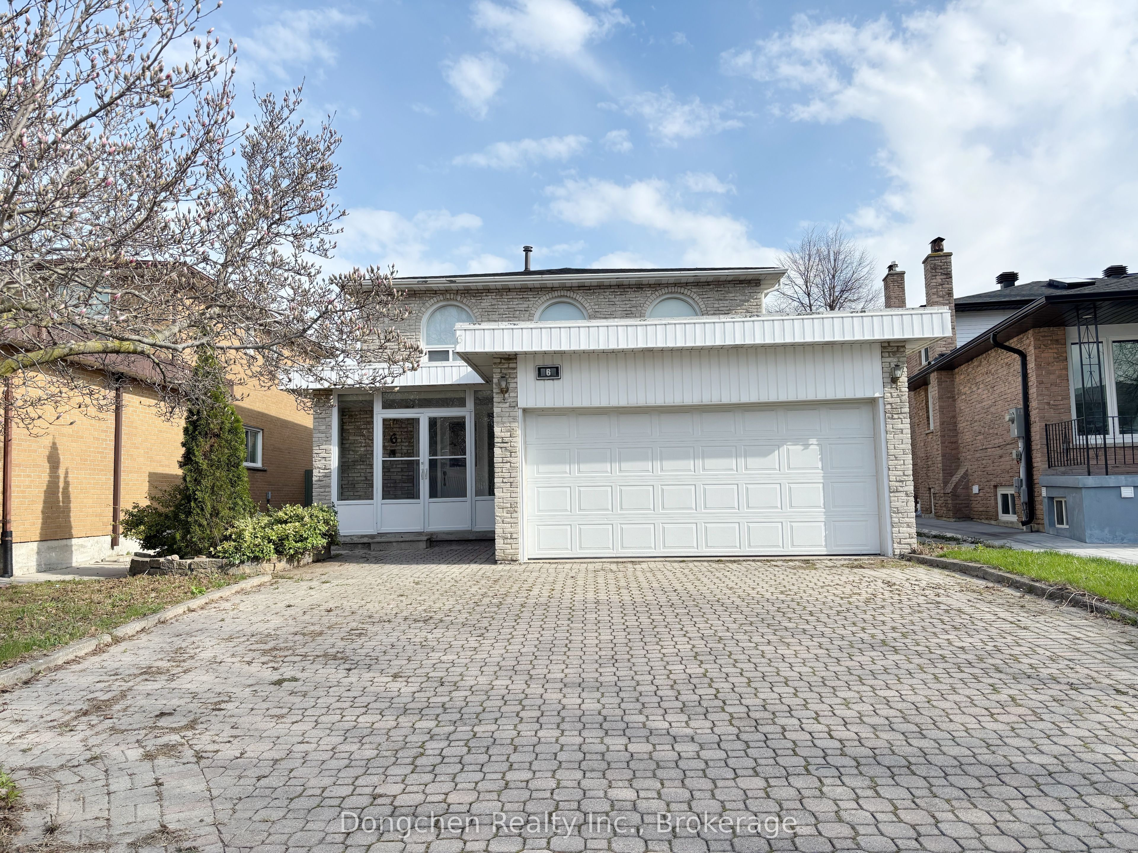 6 Simsbury Court, Markham, ON, L3R 3G7