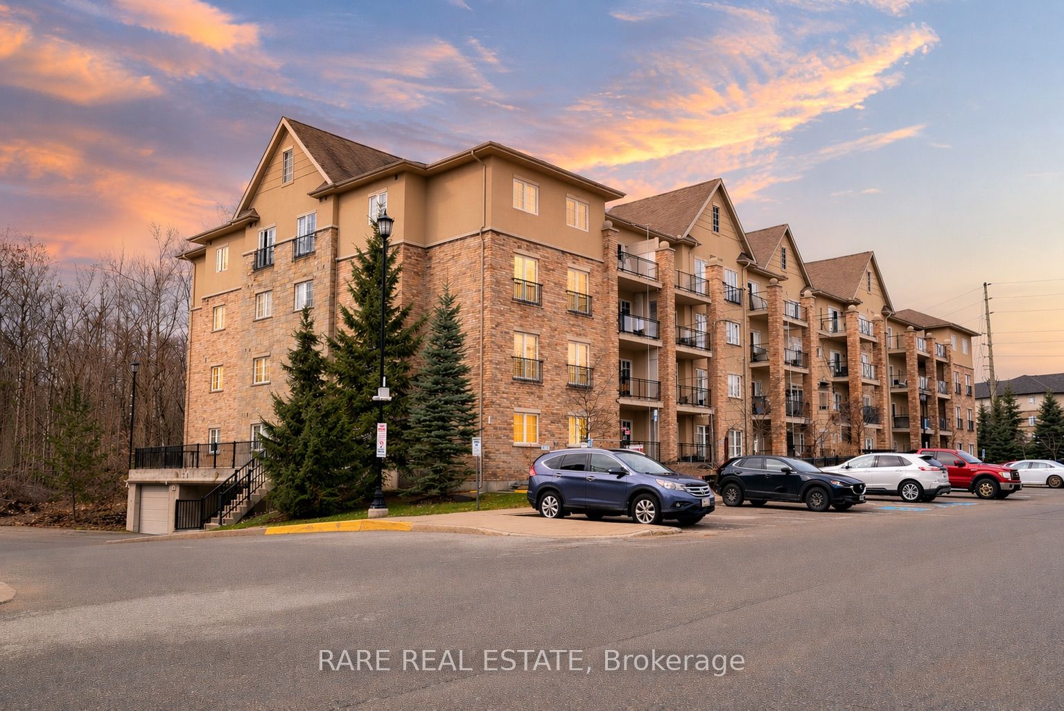 309-41 Ferndale Drive S, Barrie, ON, L4N 5T6