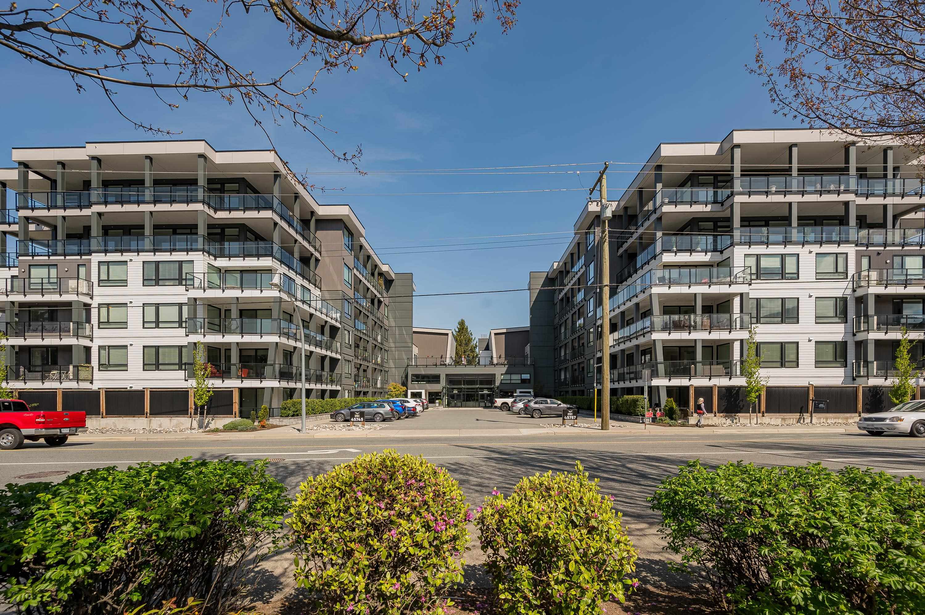Additional image 2 of 605-45745 Watson Road, Chilliwack, BC, V2R 6K3