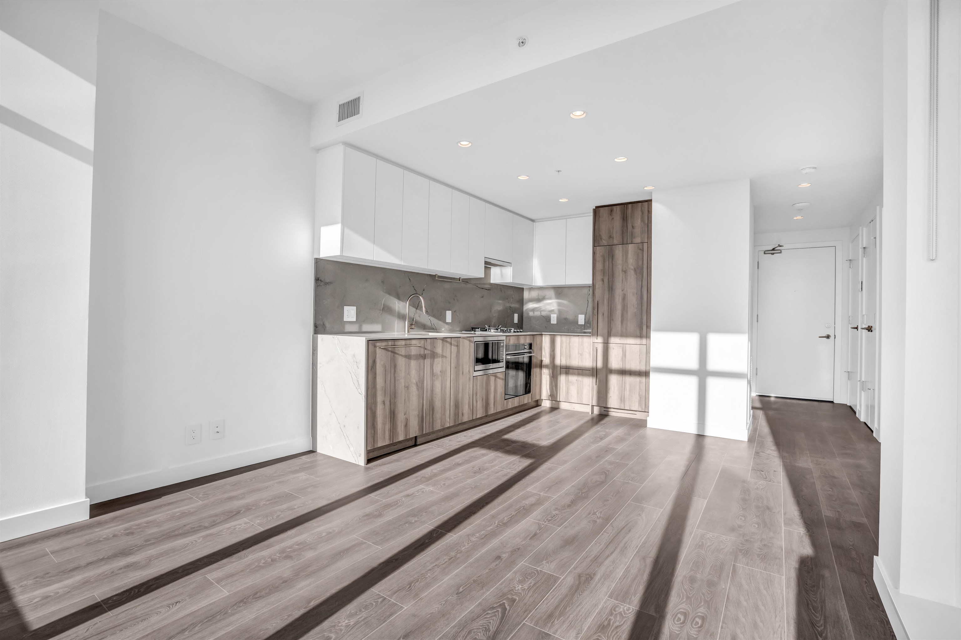 Additional image 3 of 1603-505 Nelson Street, Coquitlam, BC, V3J 0R5