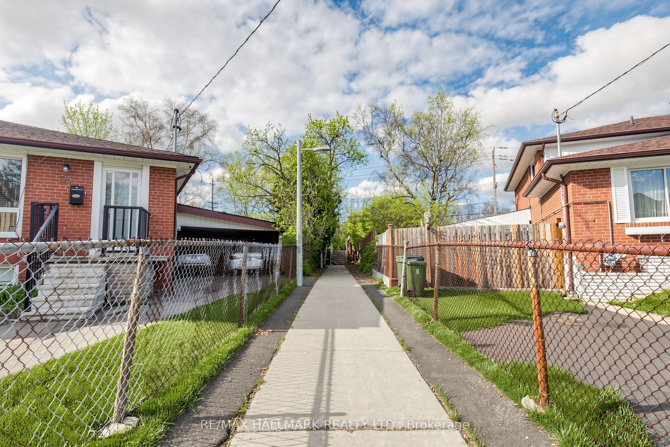 Additional image 2 of 25 Beethoven Court, Toronto, ON, M2H 1W1