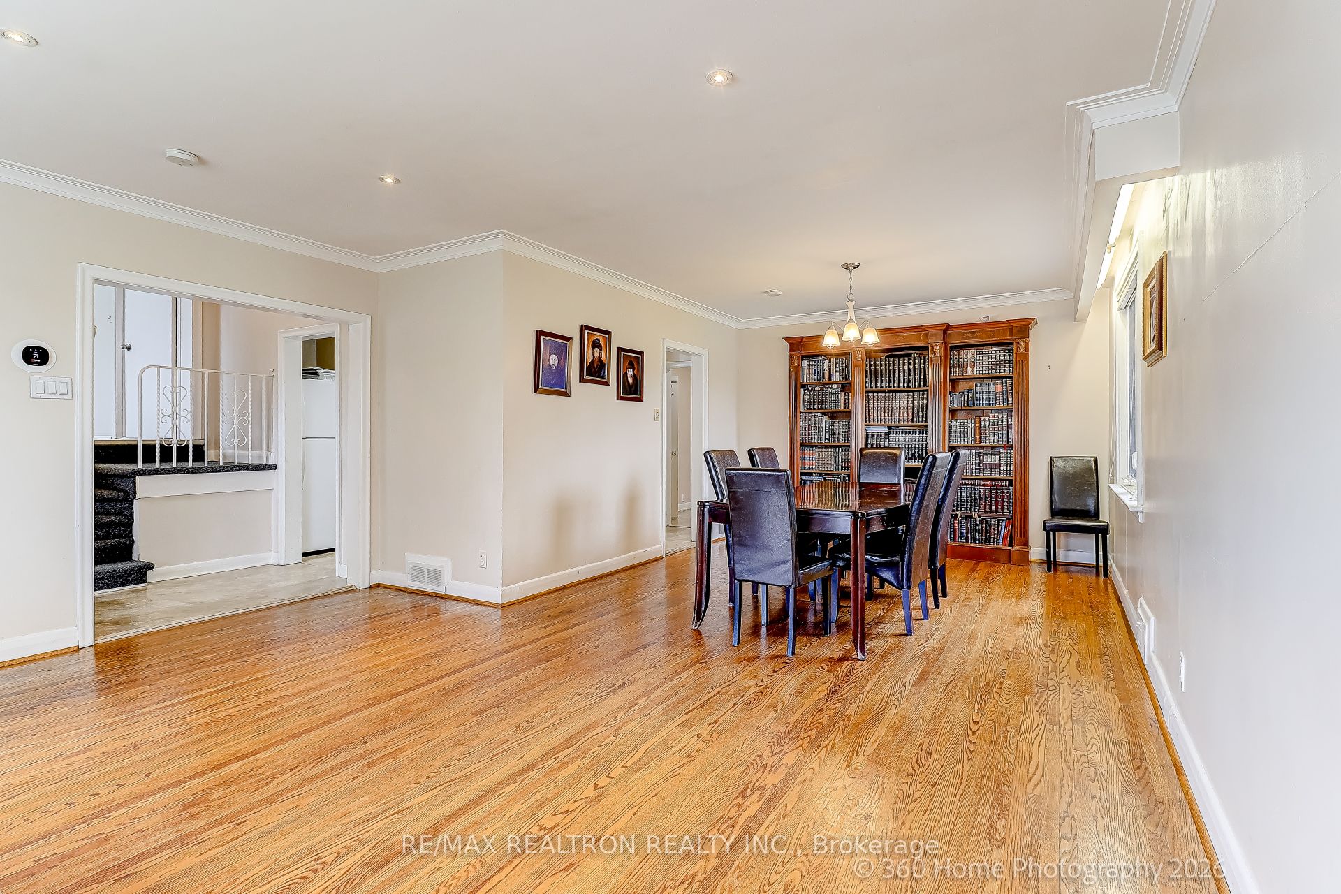 Additional image 4 of 45 Frontenac Drive, Toronto, ON, M5N 1Z6