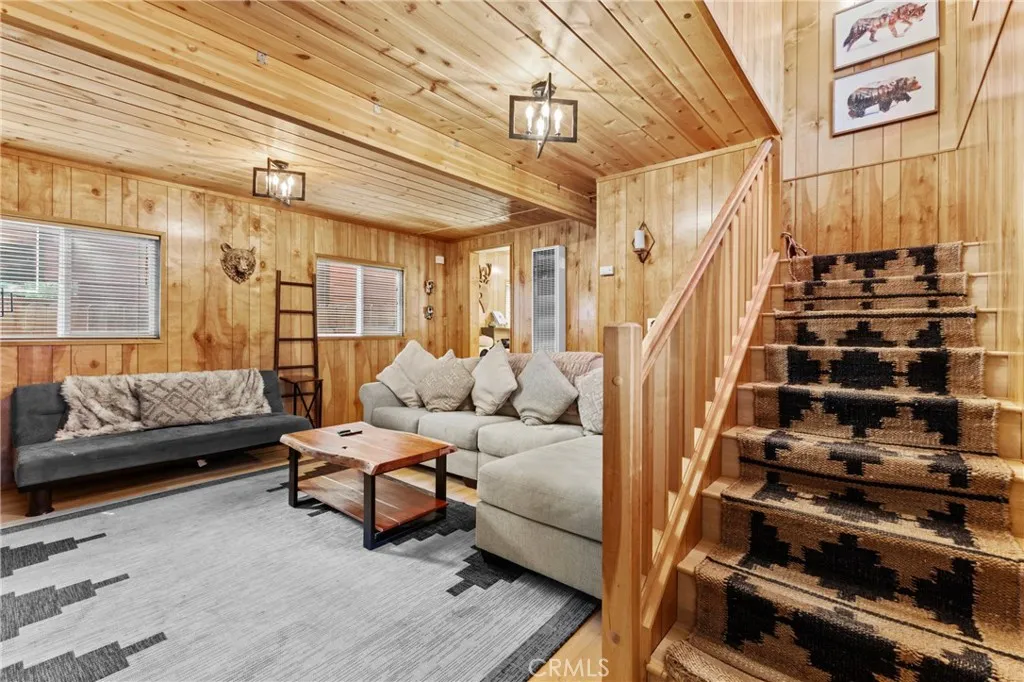 Additional image 54 of 317 Moreno Ln, Sugarloaf, CA 92386