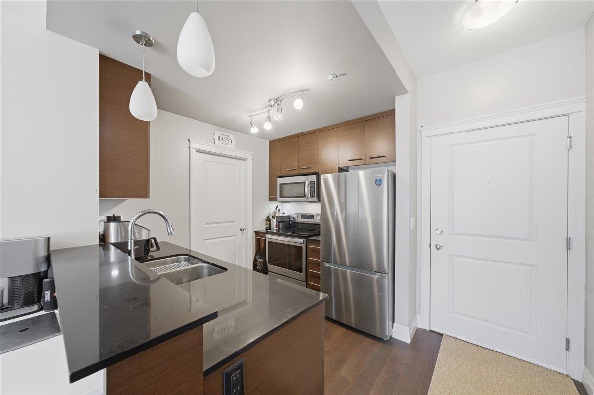 Additional image 4 of 310-2343 Atkins Avenue, Port Coquitlam, BC, V3C 1Y7