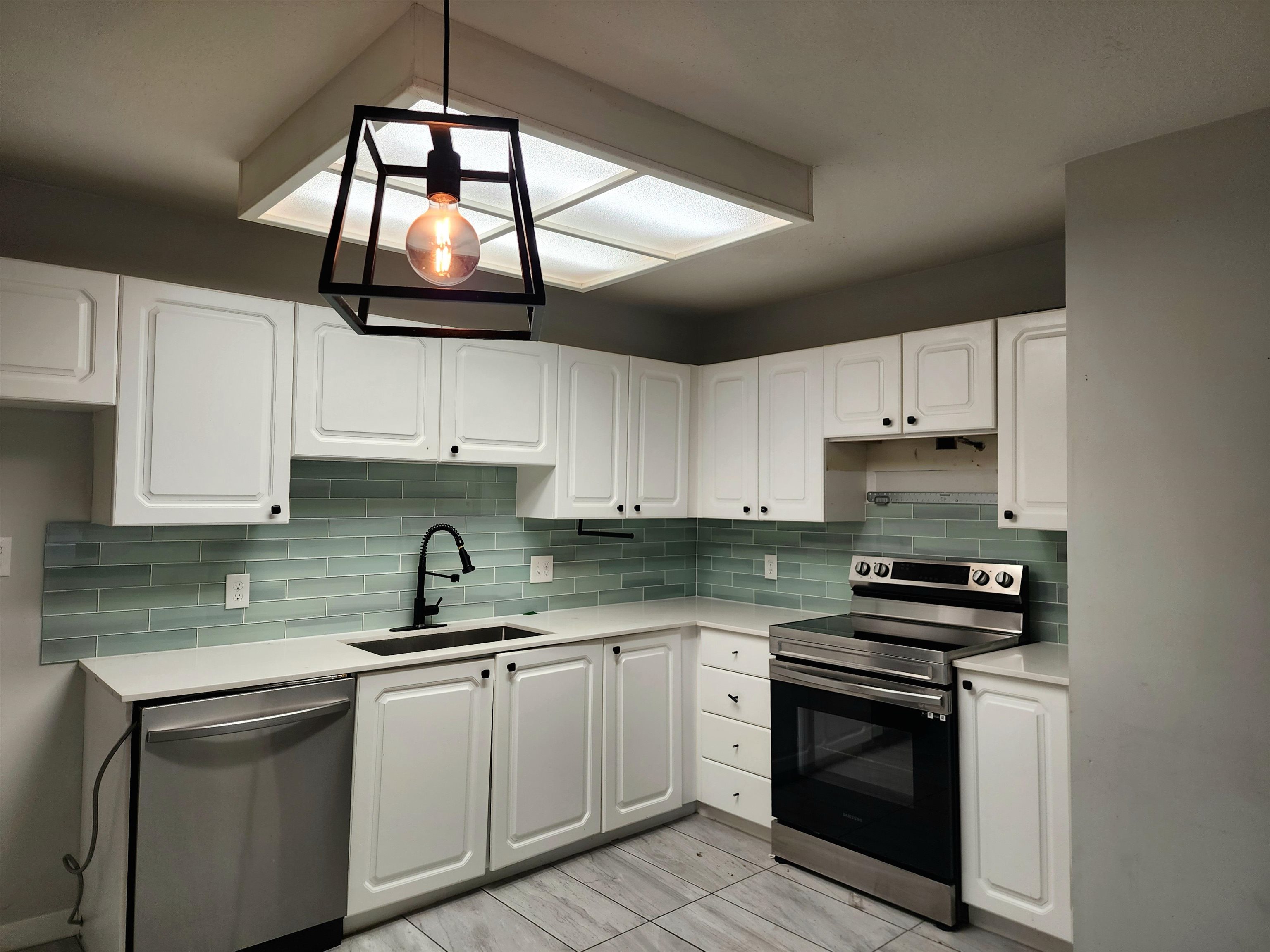 Additional image 2 of 107-11963 223 Street, Maple Ridge, BC, V2X 5Y4