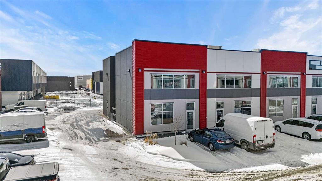 Additional image 2 of 305-10960 42 Street NE, Calgary, AB, T3N 2B8