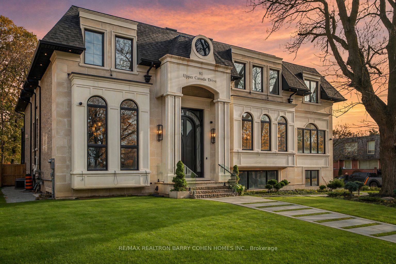81 Upper Canada Drive, Toronto, ON, M2P 1S6