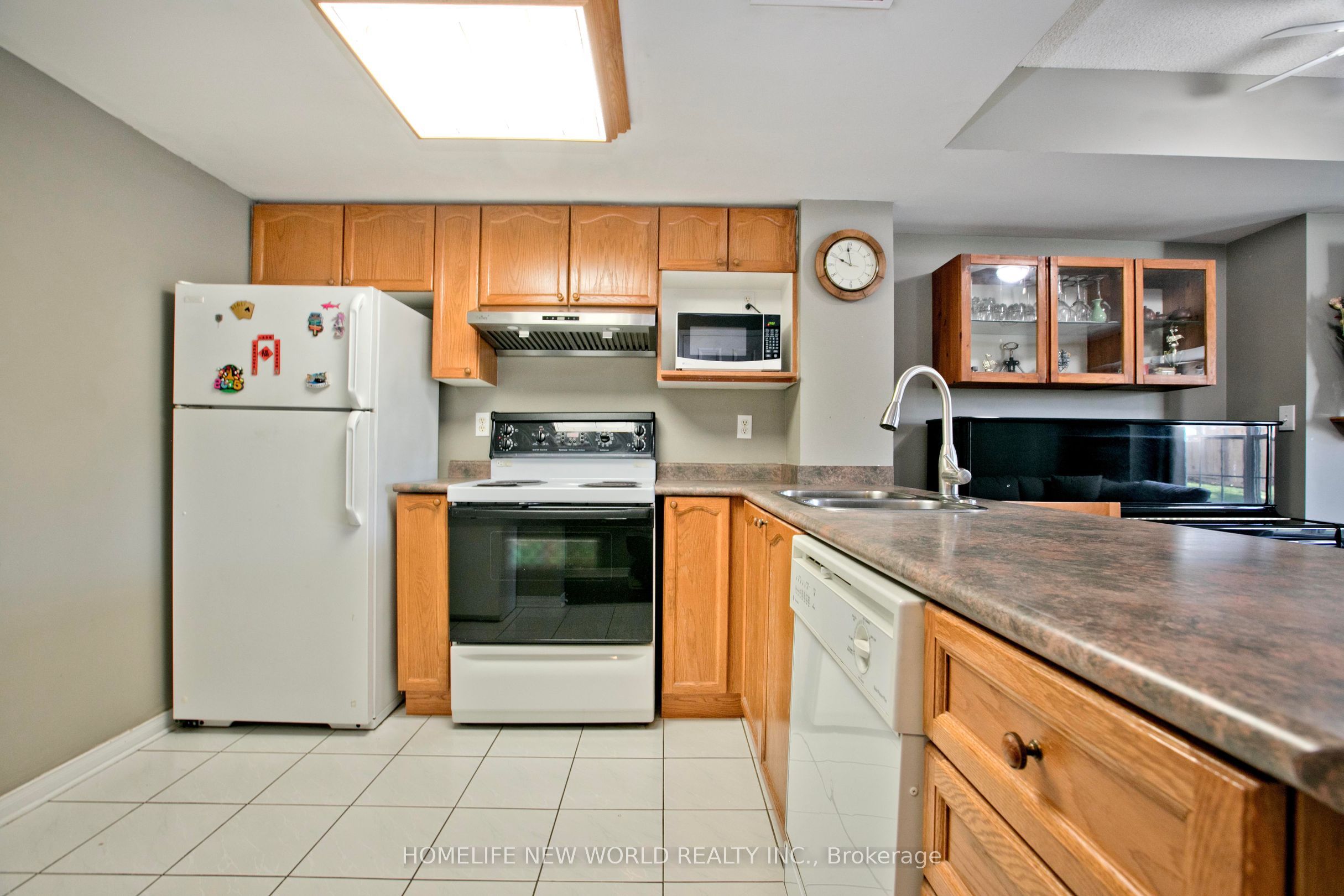 Additional image 3 of 26-694 Limpert Terrace, Newmarket, ON, L3Y 8R2