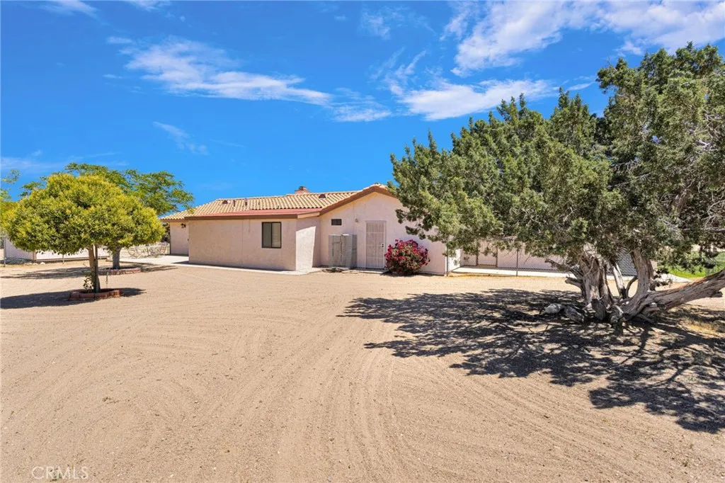 Additional image 103 of 9872 Aster Rd, Oak Hills, CA 92344
