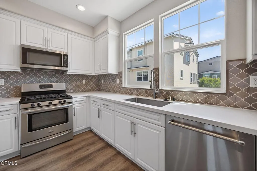 Additional image 68 of 1952 Victoria Avenue, Oxnard, CA 93035