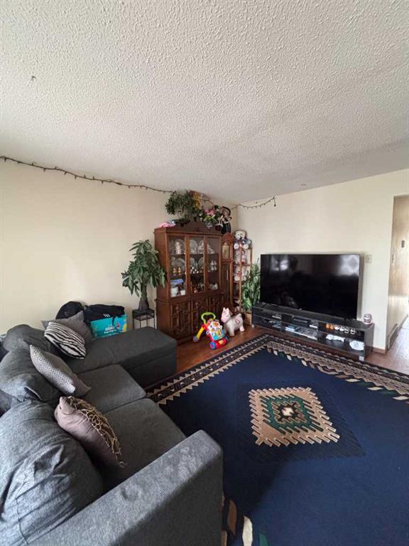 Additional image 6 of 5-1234 9 Avenue N, Lethbridge, AB, T1H 1G7