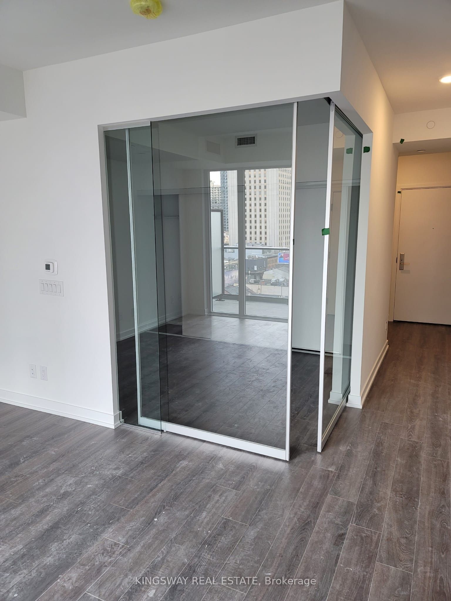 Additional image 5 of 923-20 Edward Street, Toronto, ON, M5G 0C5